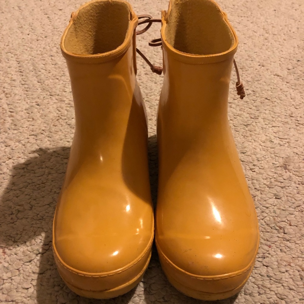 Sperry Walker Turf Lace Up Back Rain Boot